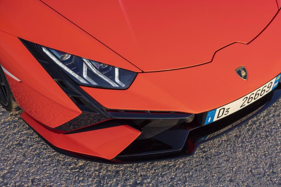 2023 Lamborghini Huracán Tecnica - Photos From Every Angle