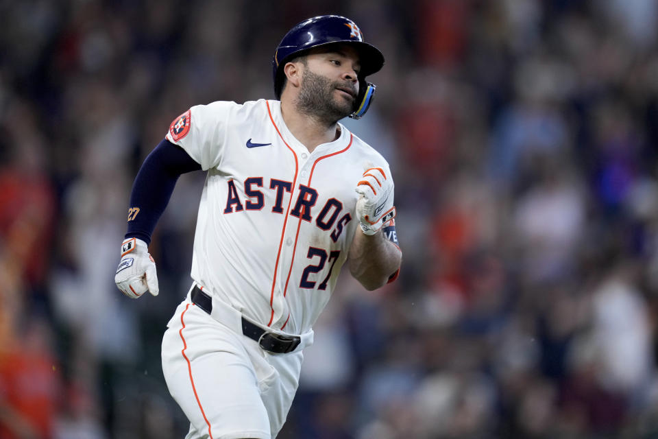 Houston Astros' Jose Altuve rounds the bases after hitting a solo home run against the Arizona Diamondbacks during the seventh inning of a baseball game, Saturday, Sept. 7, 2024, in Houston. (AP Photo/Eric Christian Smith)