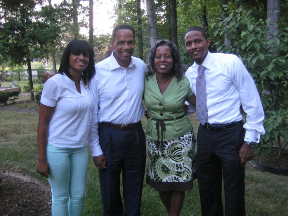 Eric Garvin Jr with mom, sister and dad, Eric Garvin Sr