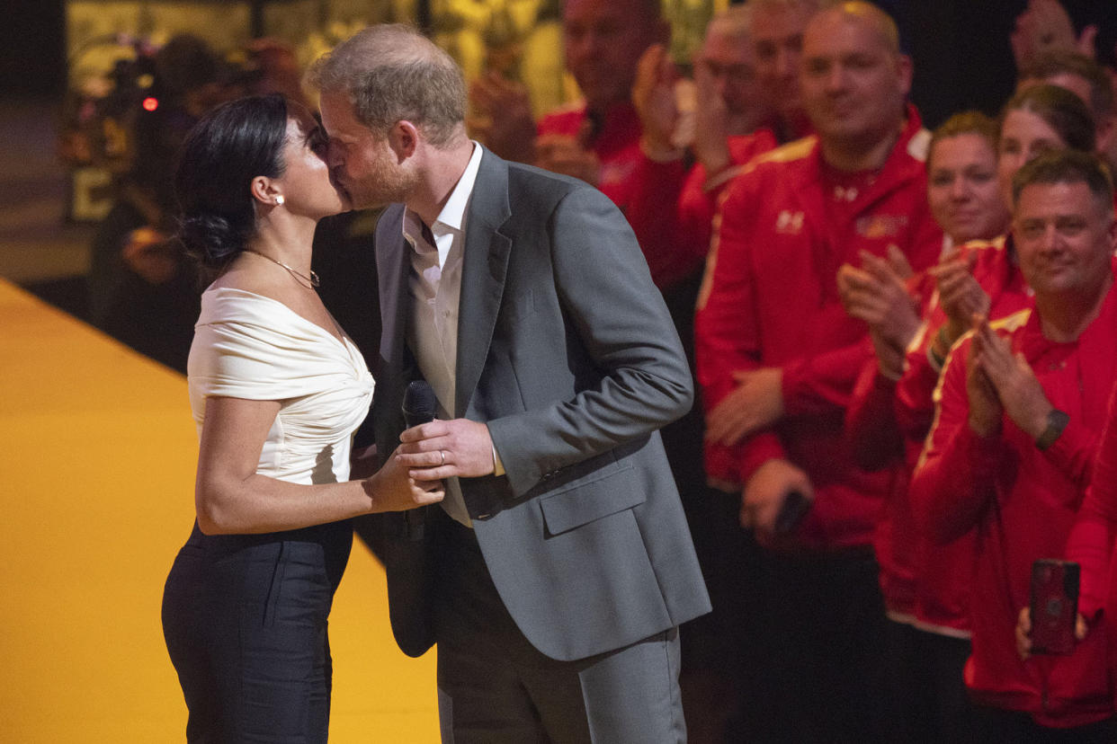 Image: Prince Harry, Meghan Markle (Peter Dejong / AP)