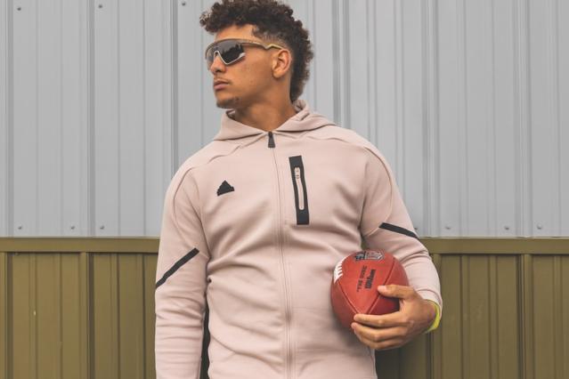 Oakley BXTR Patrick Mahomes II Collection Sunglasses