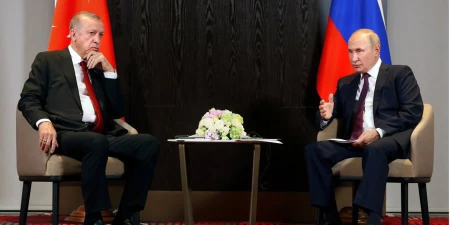 Erdoğan at a meeting with Putin in Uzbekistan in September