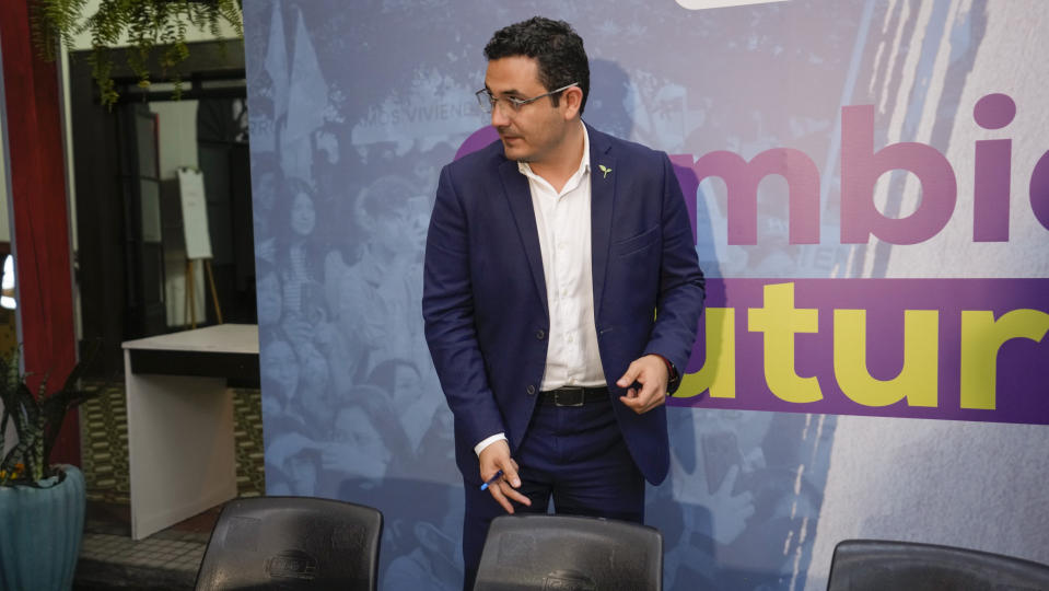 Seed Movement party lawmaker and leader Samuel Perez, arrives at a press conference in Guatemala City, Wednesday, Aug. 30, 2023. Guatemala's Congress has refused to recognize the lawmakers from the party of President-elect Bernardo Arévalo, following the suspension of his party earlier this week. (AP Photo/Moises Castillo)