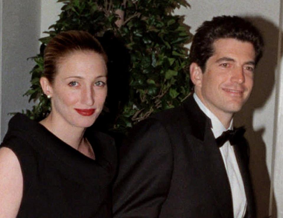 John F. Kennedy Jr. and his wife Carolyn Bessette at the White House for a dinner for British Prime Minister Tony Blair hosted by President Clinton on Feb. 5, 1998.