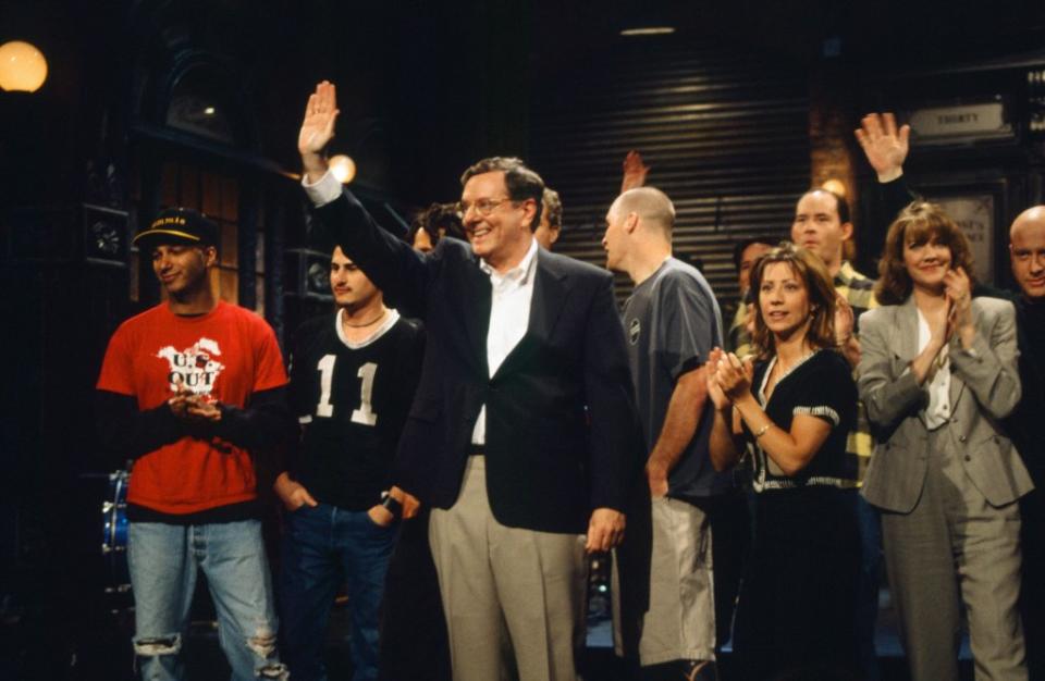 SATURDAY NIGHT LIVE -- Episode 17 -- Pictured: (l-r) Tom Morello, Steve Forbes, Cheri Oteri during "Godnights" on April 13, 1996 -- (Photo by: Alan Singer/NBCU Photo Bank/NBCUniversal via Getty Images via Getty Images)