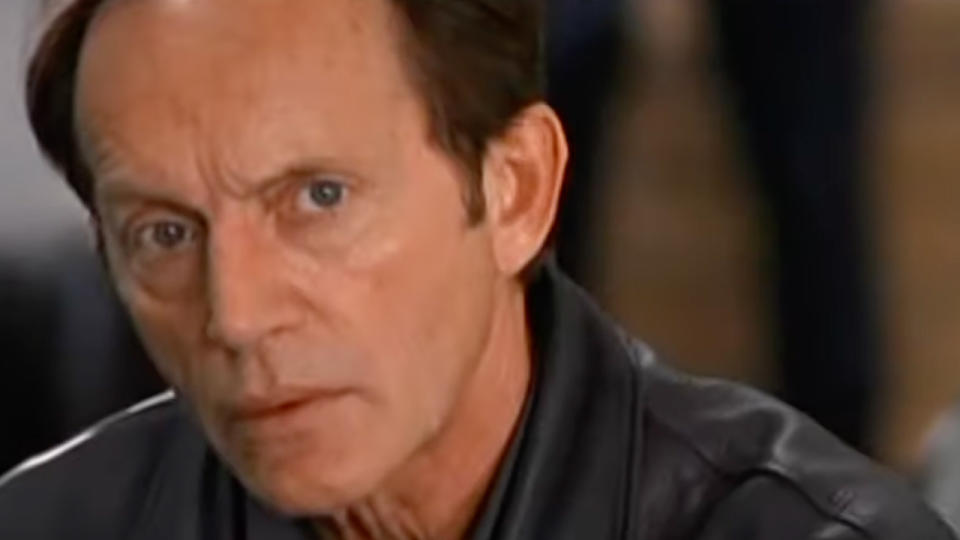 Lance Henriksen in Millenium