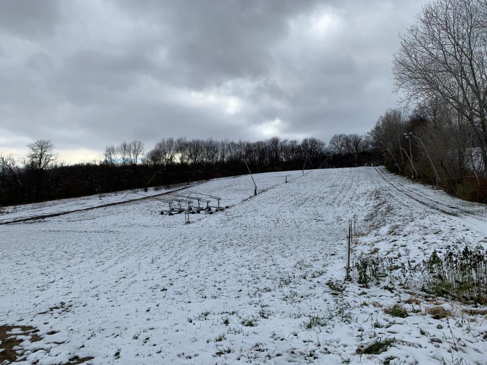 Des Moines residents will get to snowboard, ski and tube almost year-round at a new tubing hill coming to Sleepy Hollow Sports Park on the city's east side. The estimated $1.7 million project, which will use synthetic turf called Snowflex and have a tube conveyor belt, is the first phase in a series of upgrades coming to the park.