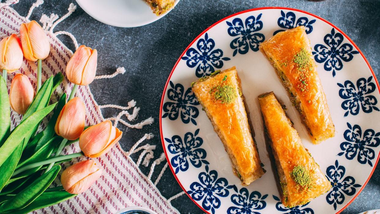 traditional eid al fitr food and sweets turkish dessert baklava