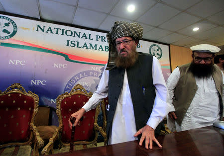 Maulana Sami-ul-Haq, a Pakistani cleric and head of Darul Uloom Haqqania, an Islamic seminary leaves after a news conference in Islamabad, Pakistan August 23, 2017. REUTERS/Faisal Mahmood