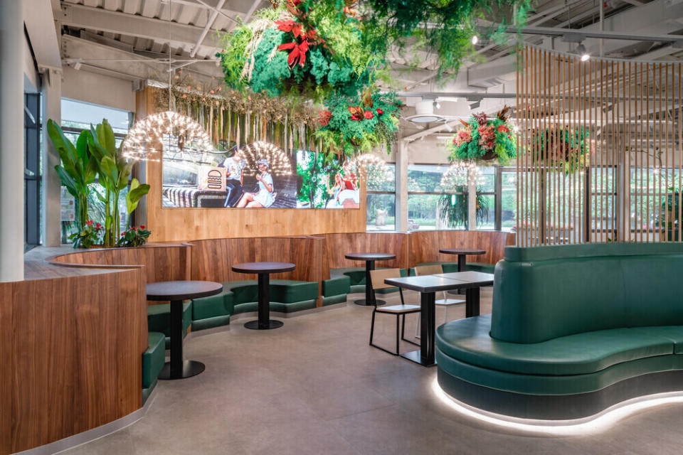 Shake Shack Gardens By The Bay Interior