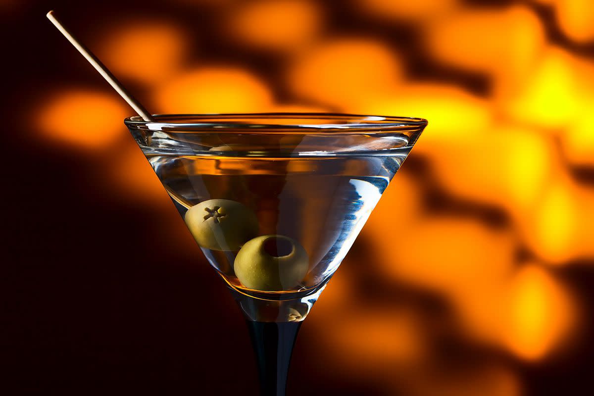 A martini with vermouth