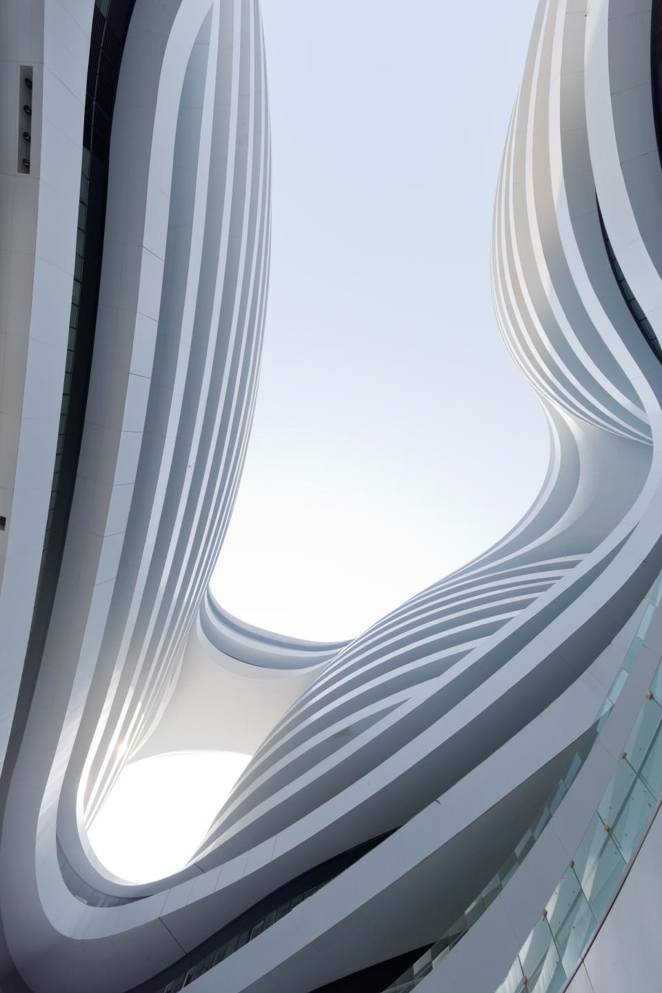 <b>Beijing, Galaxy Soho </b><br> Seen in daylight.<br> Designed by Zaha Hadid