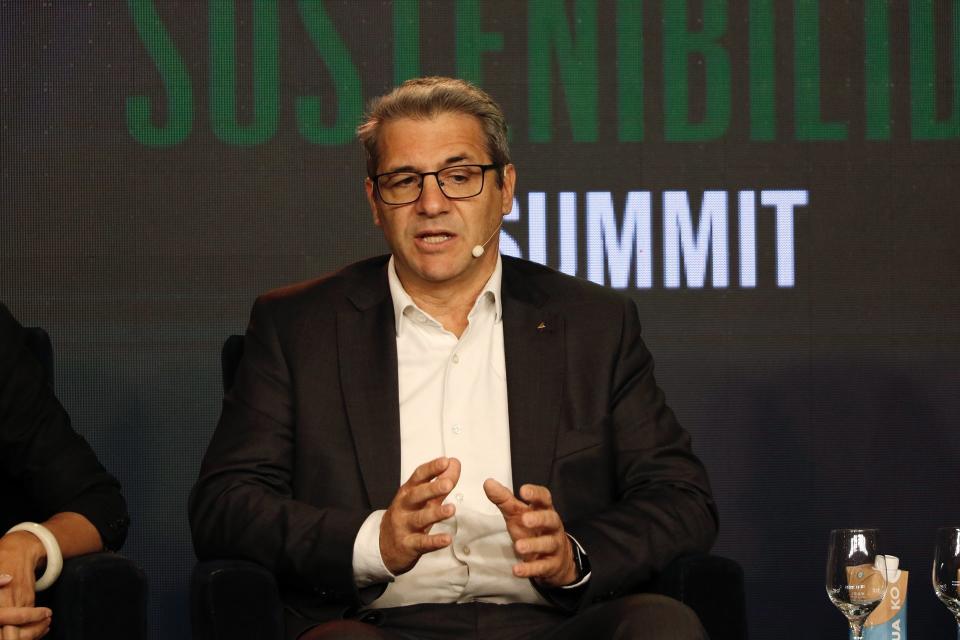 summit sostenibilidad - abril 2024 - 7mo panel - juntos a la para, el inseparable vinculo entre empresa y comunidad - hernan da cunha - bago - at 12.5