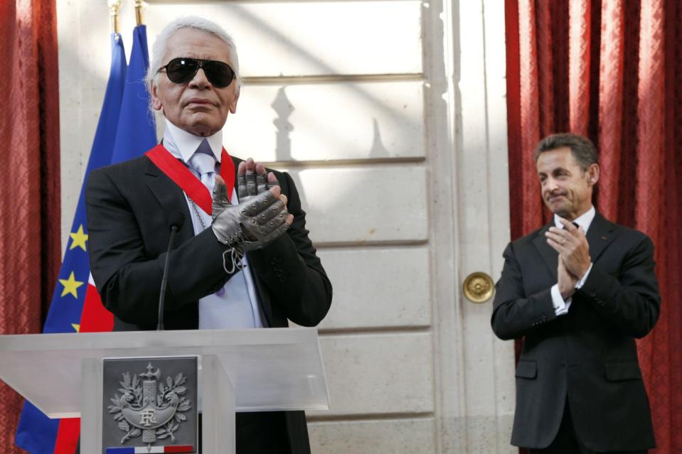 2010: Lagerfeld Receives Two Major Awards.