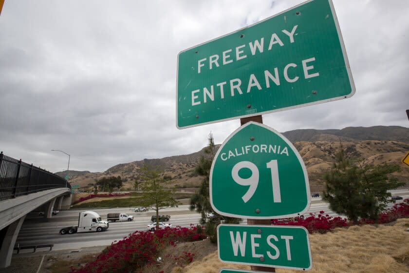 Corona, CA - May 20: An aerial view of traffic on the 91 Freeway and the Green River Blvd. overpass in 91 Freeway on Thursday, May 20, 2021 in Corona, CA. (Allen J. Schaben / Los Angeles Times)