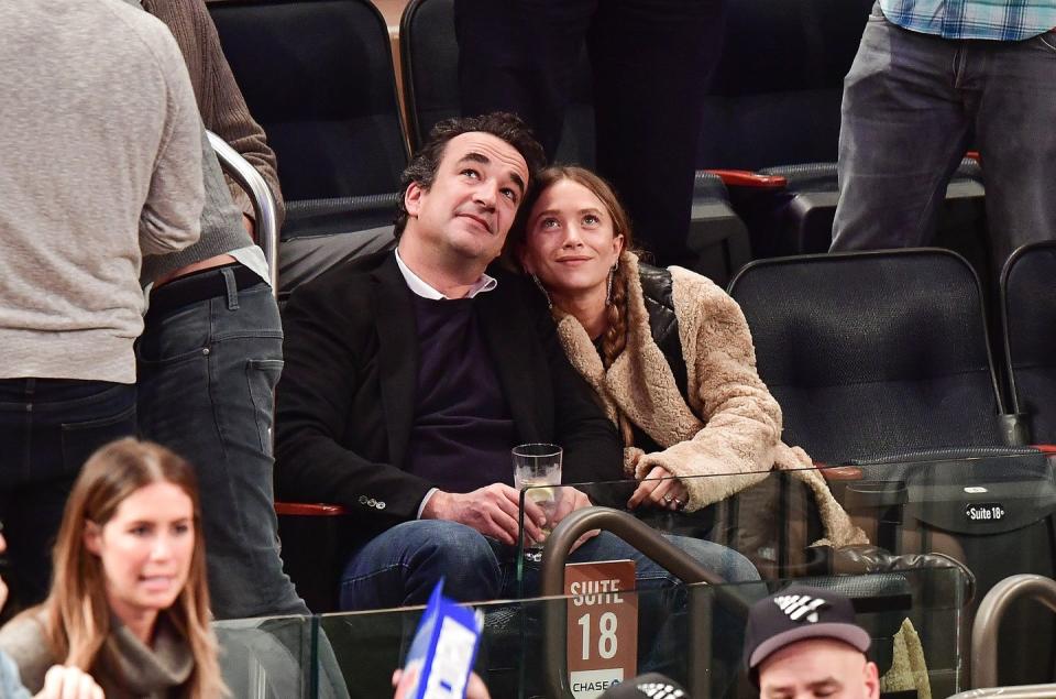 13) Mary-Kate Olsen and Olivier Sarkozy