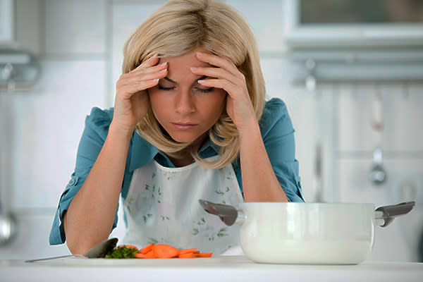 Hay alimentos que provocarían más síntomas de ansiedad. Foto: skynesher / Getty Images.