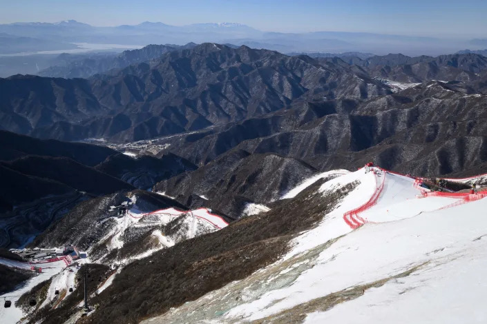 A general view at the start of the downhill race (R) at the National Alpine Skiing Centre in Yanqing ahead of the Beijing 2022 Winter Olympic Games, on February 2, 2022. (Photo by Fabrice COFFRINI / AFP) (Photo by FABRICE COFFRINI/AFP via Getty Images)