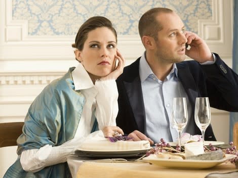 Bad Dating Advice: 12 Maddening Tips You Should Ignore