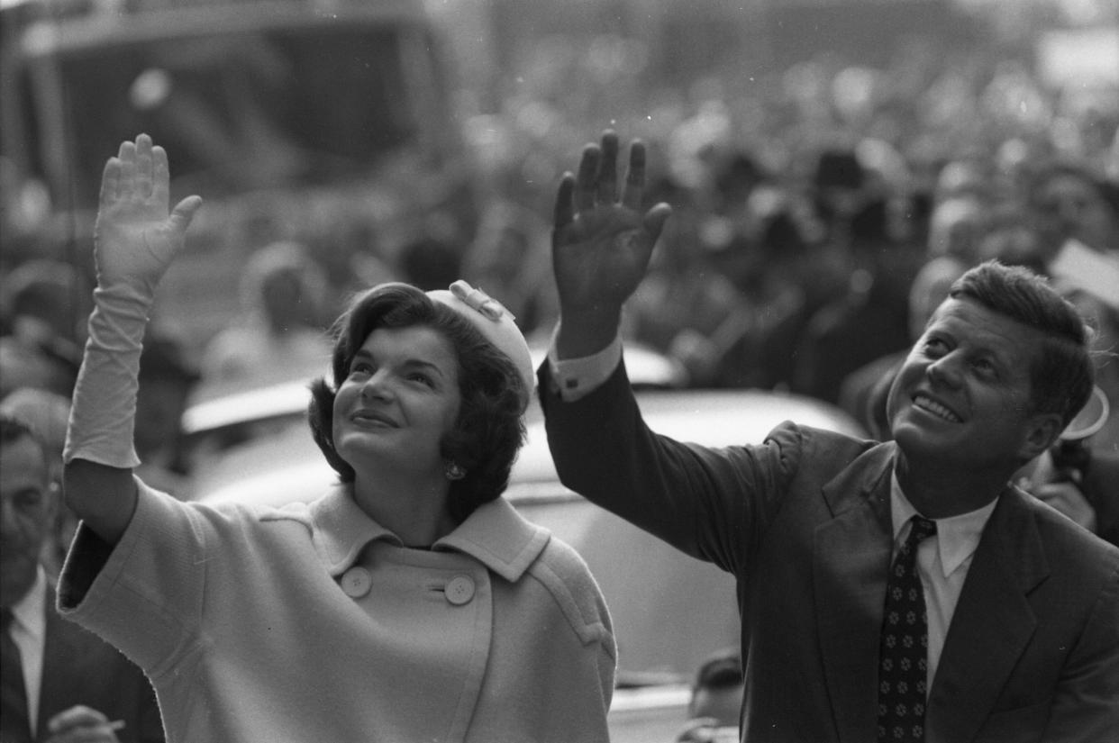First couple Jackie Kennedy and Robert Kennedy, pictured in 1960. (Photo: Getty Images)