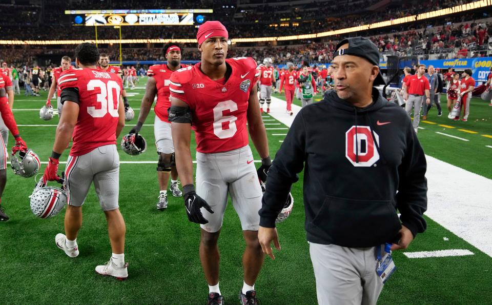 Ohio State safety Sonny Styles (6) walks off the field after the Buckeyes lost to Missouri in the Cotton Bowl.