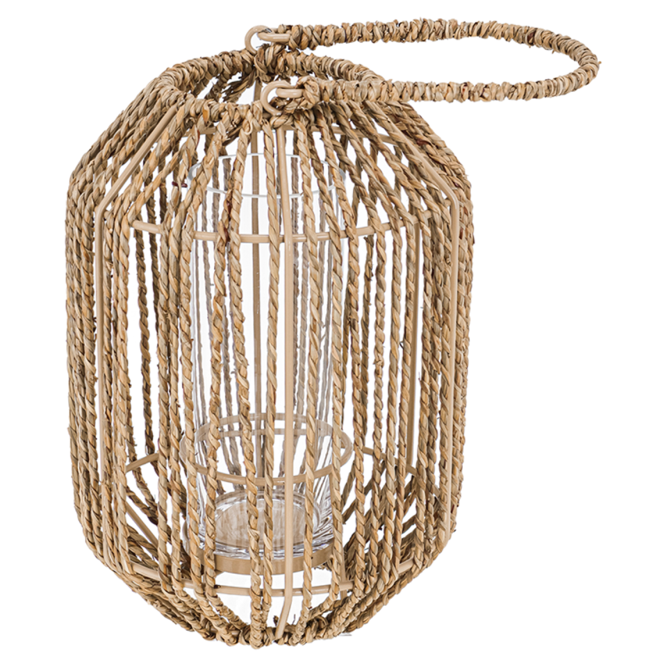 <p>Complete with a woven seagrass handle and a glass insert, this lantern is an on-trend accessory for both the home and garden. Pop on your outdoor coffee table or in the corner of your patio. </p><p><a class="link " href="https://www.tesco.com/groceries/en-GB/buylists/mrs_hinch/mrs-hinch" rel="nofollow noopener" target="_blank" data-ylk="slk:SHOP THE RANGE;elm:context_link;itc:0;sec:content-canvas">SHOP THE RANGE</a><br></p>