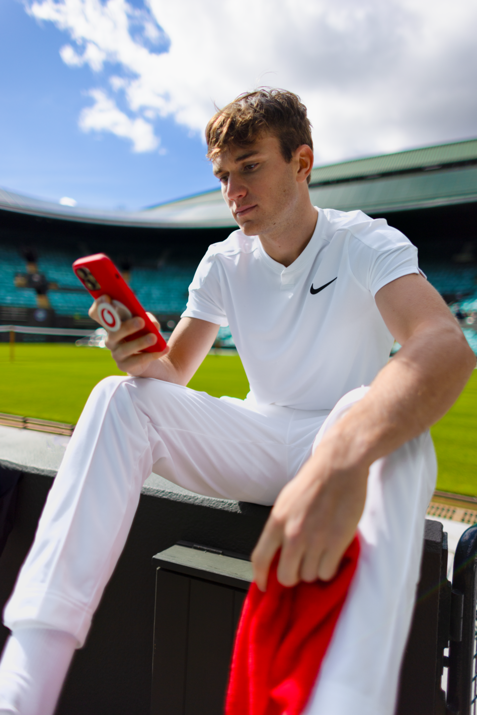 Vodafone, Official Connectivity Partner of Wimbledon, is working with Jack Draper to inspire the next generation of tennis players through Play Your Way To Wimbledon
