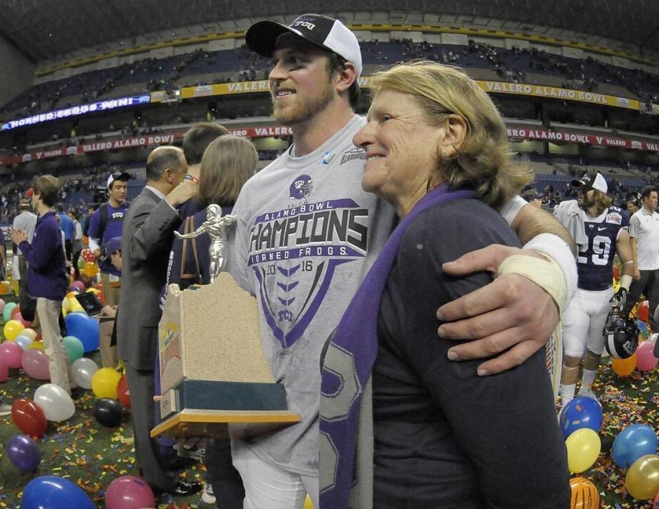 Bram Kohlhausen was joined by his mother, Donna, after being named the offensive MVP of the Alamo Bowl.