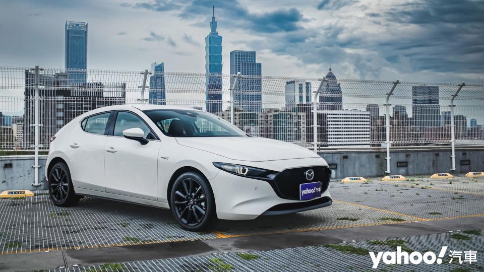 2022 Mazda3 e-Skyactiv X Edition都會試駕！仰望的不是品牌、而是對內燃機的極端執念？