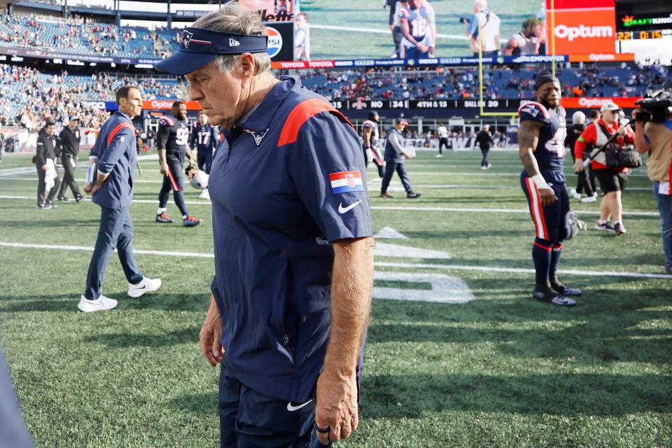 FOXBOROUGH, MASSACHUSETTS - OCTOBER 08: Head coach Bill Belichick of the New England Patriots walks off the field after his team's 34-0 loss against the New Orleans Saints at Gillette Stadium on October 08, 2023 in Foxborough, Massachusetts. (Photo by Winslow Townson/Getty Images) ORG XMIT: 775992325 ORIG FILE ID: 1724697756