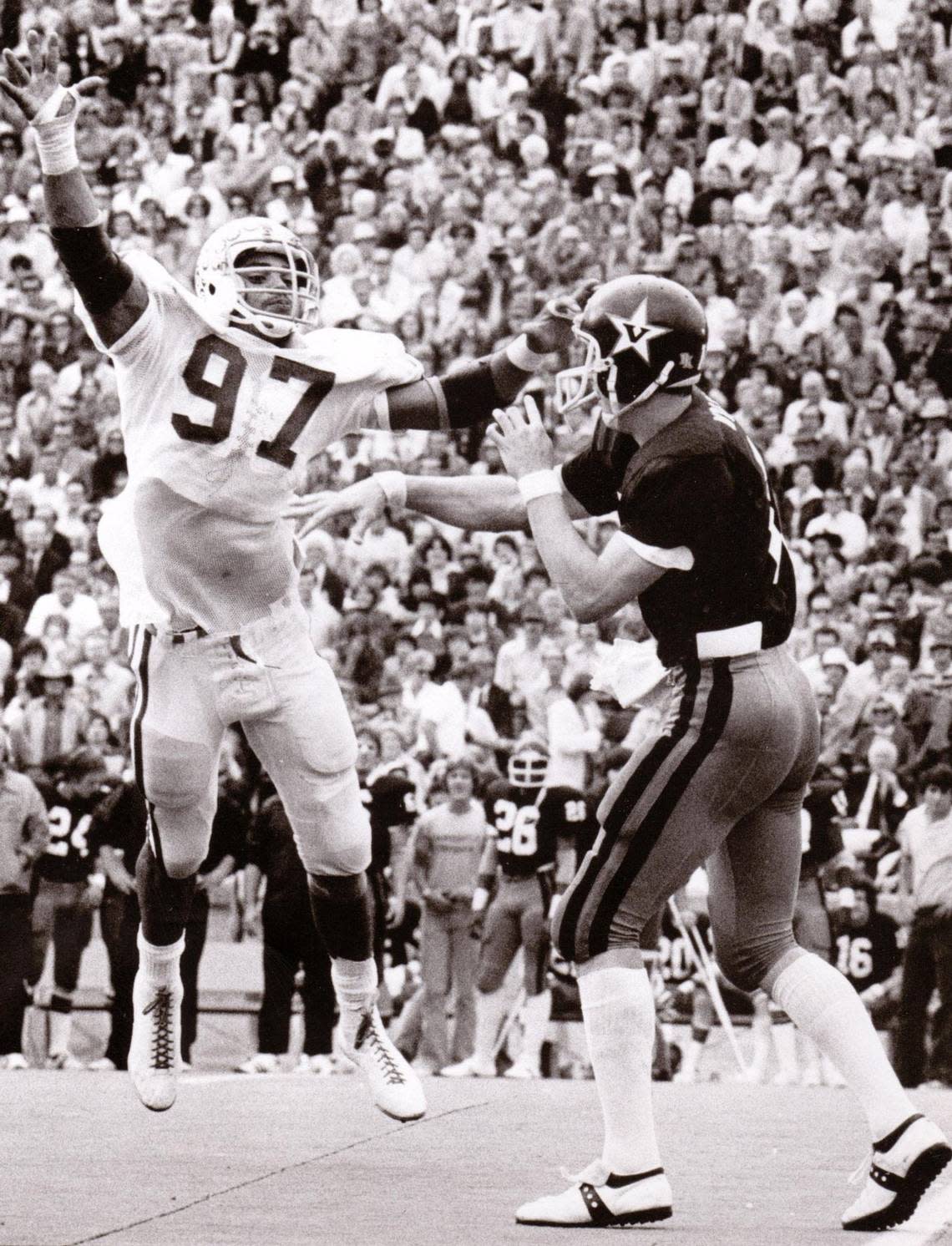 Kentucky football star Art Still (97) made 327 tackles, 205 of them solo, in his iconic UK football career (1974-77).