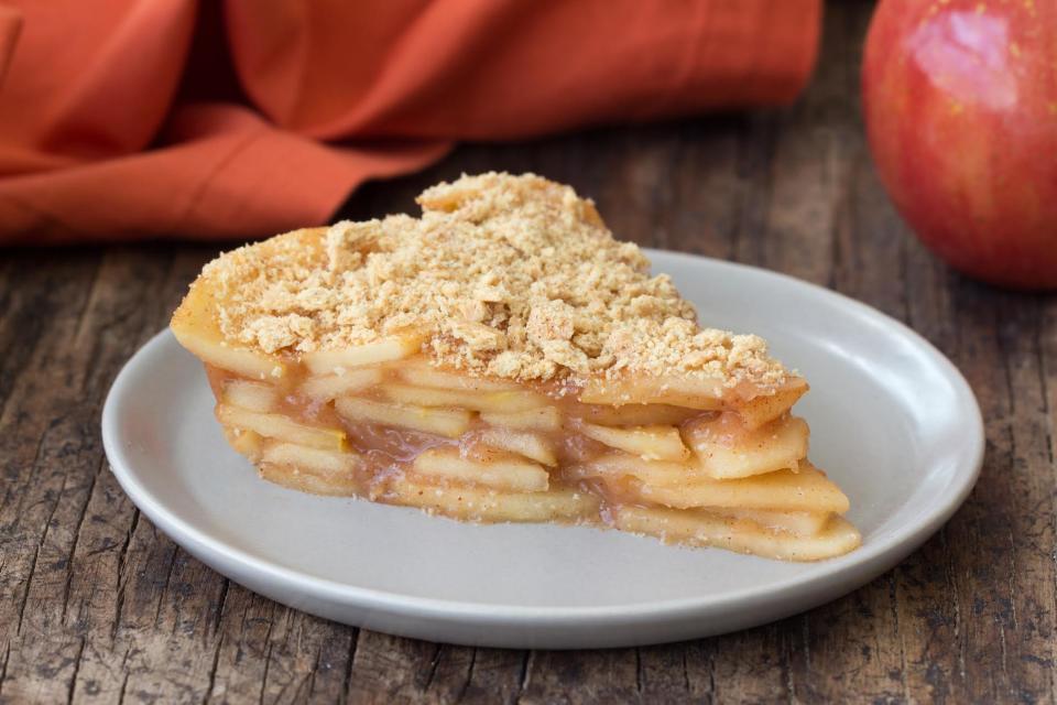 Upside-down apple pie