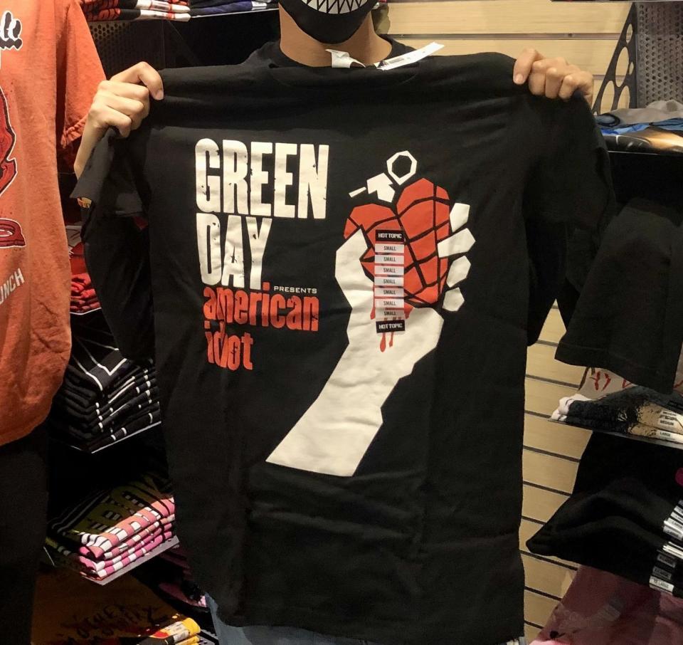 Green Day shirt