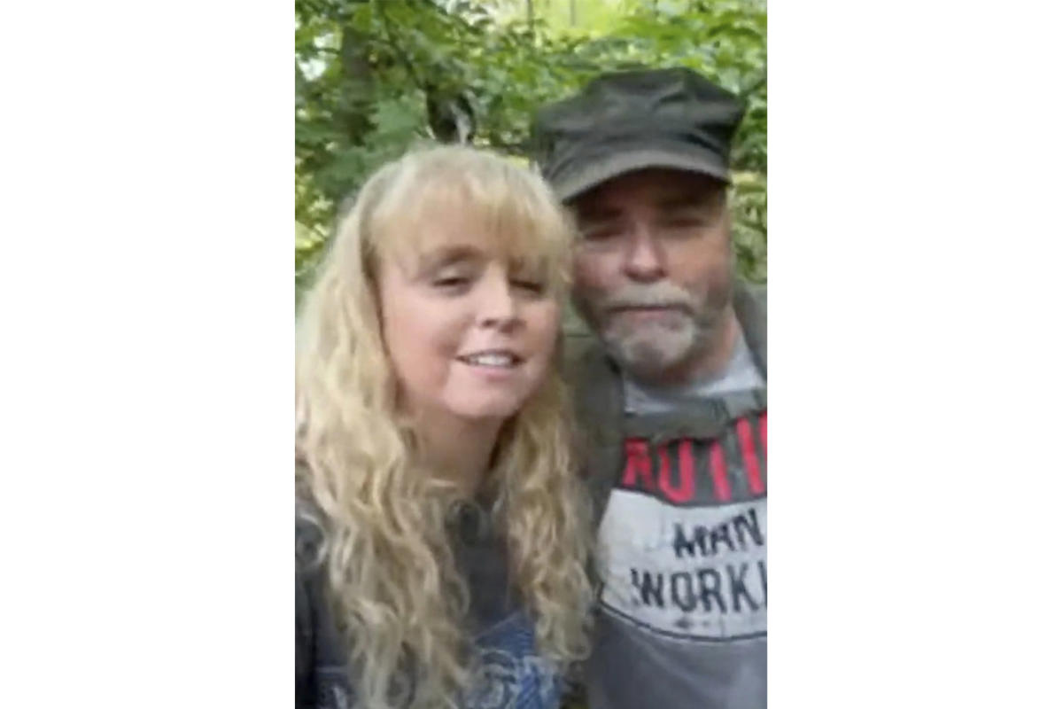 A couple found the Kentucky highway shooter's remains by being bounty hunters for a week, they say