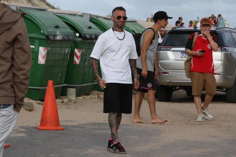 Martín Baclini pasó el último sábado del año en las playas de Punta del Este