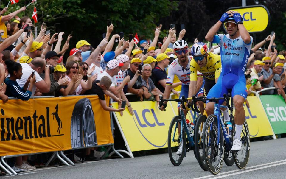 Dylan Groenewegen - Dylan Groenewegen completes comeback to win stage four at Tour de France - REUTERS