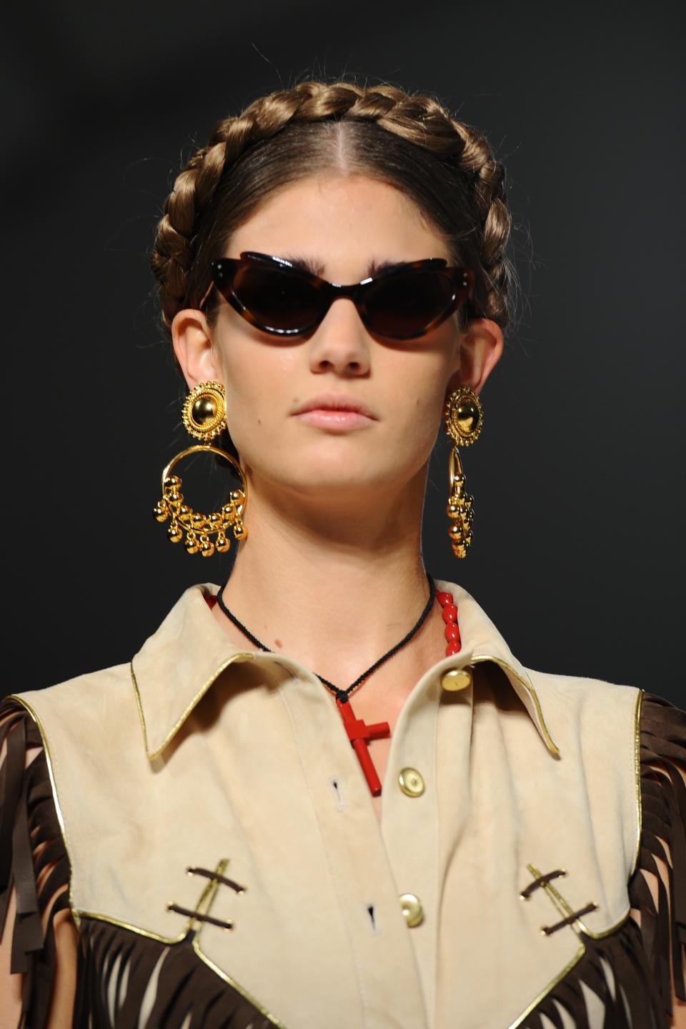 Cat's eye frames at the Moschino Spring/Summer 2012 ready-to-wear show