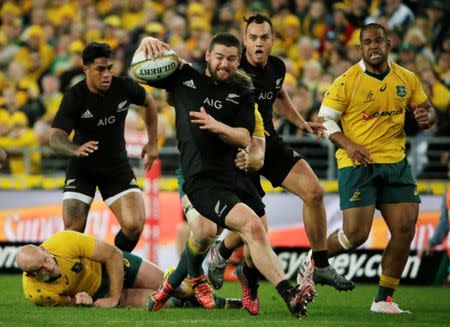 Australia Rugby Union - Bledisloe Cup - Australia's Wallabies v New Zealand All Blacks - Olympic Stadium, Sydney, Australia - 20/8/16 New Zealand's Dane Coles runs through Australian defence in the first half. REUTERS/Jason Reed