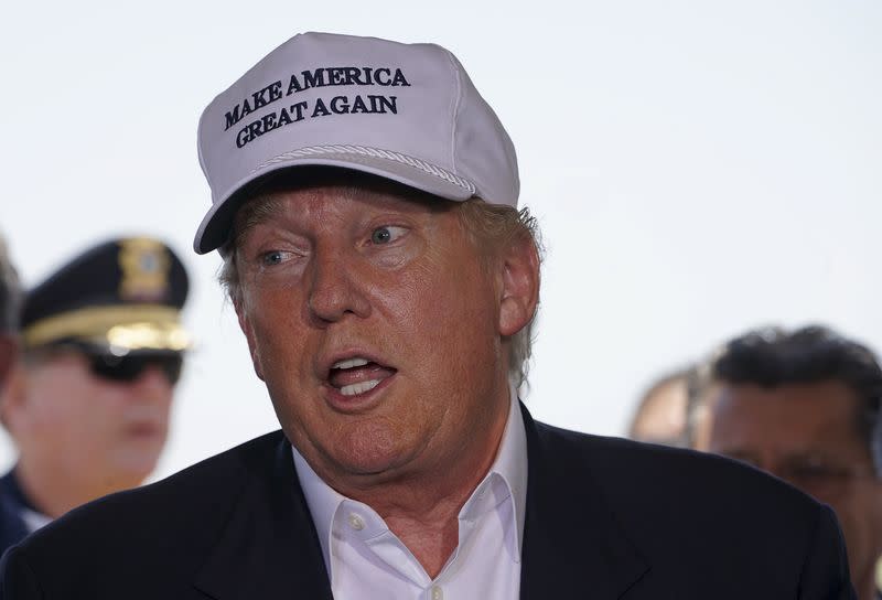 Republican presidential candidate Donald Trump speaks at a news conference near the U.S.-Mexico border outside of Laredo, Texas July 23, 2015. REUTERS/Rick Wilking 