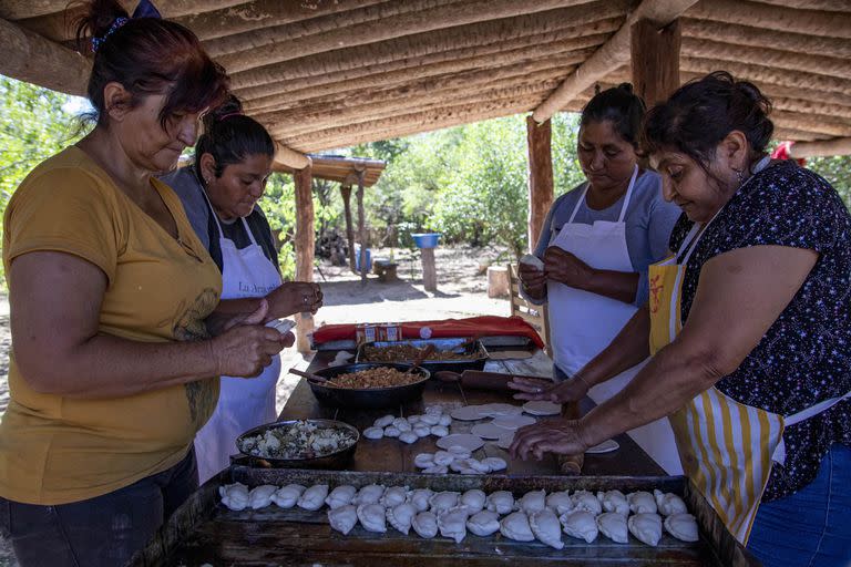 El Impenetrable; cocineras; Sociedad; La Armonía; turismo