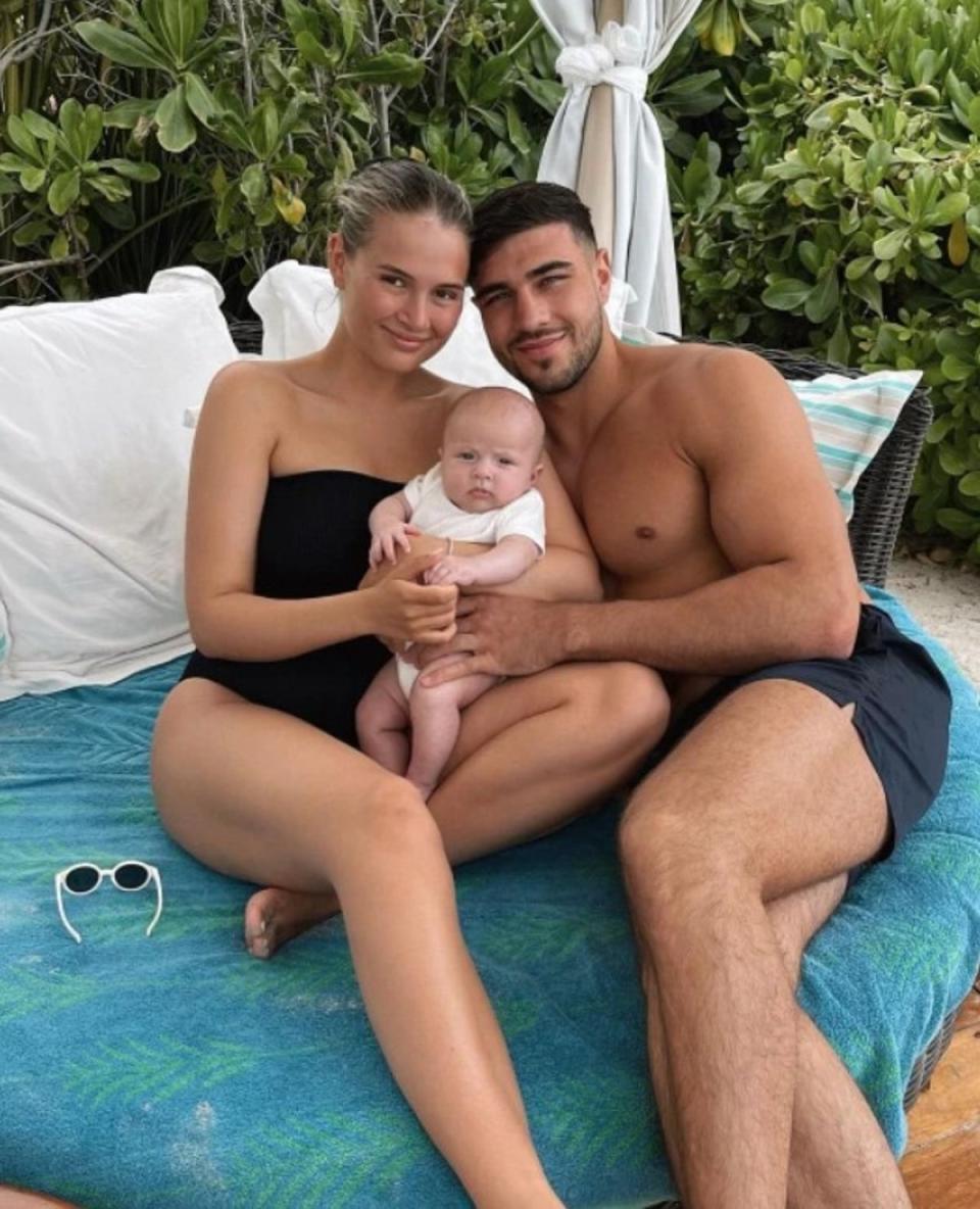 Tommy Fury pictured with fiancée Molly-Mae Hague and daughter Bambi (Instagram/Molly Mae Hague)