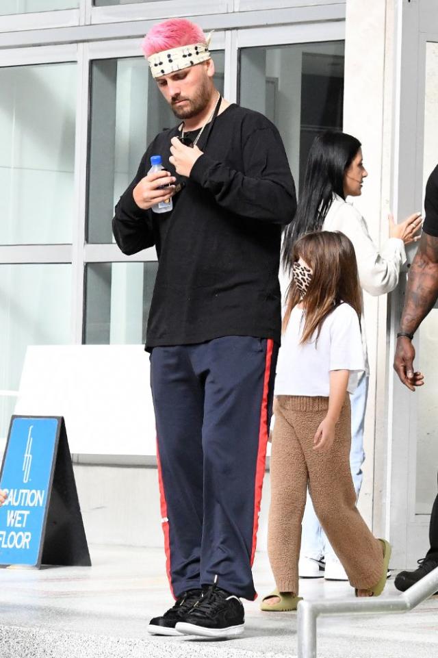 Kendall Jenner Wears Disputed Socks & Yeezy Slides in Leggings