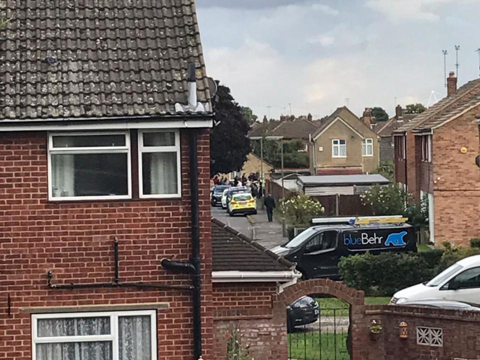 An armed police operation underway in Sunbury-on-Thames on 16 September (Steph Forsyth)