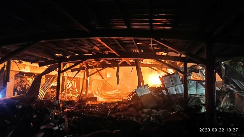 明揚國際大火造成10死、百餘傷，罹難者家屬要求對被告從重量刑。。   圖：屏東縣政府提供（資料照）