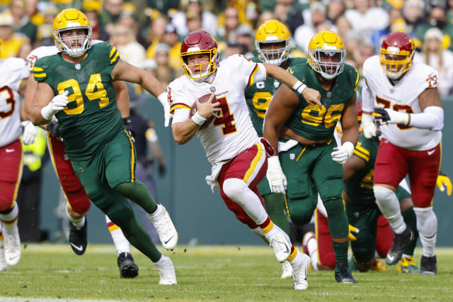 WATCH: Washington Commanders QB Taylor Heinicke Throws First TD of Season  vs. Green Bay Packers - Sports Illustrated Washington Football News,  Analysis and More