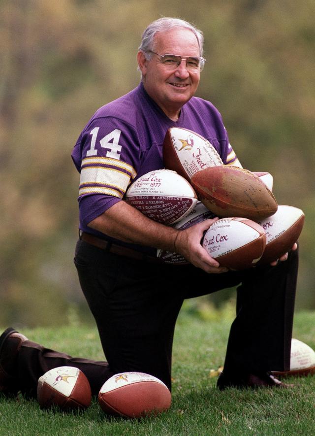 Former Vikings Kicker Fred Cox, Who Co-Invented the Nerf Football, Dies at  80