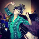 Celebrity Twitpics: The Saturdays’ Frankie Sandford saw the New Year in in style, rocking an amazing jumpsuit and a fetching crown. Copyright [Frankie Sandford]