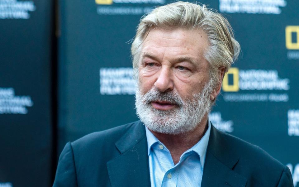 Der Schauspieler Alec Baldwin steht im Zentrum einer Tragödie - nun muss er auch noch Spott ertragen. (Bild: 2021 Getty Images/Mark Sagliocco)