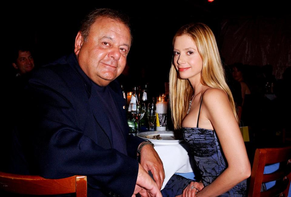 Paul Sorvino pictured with daughter Mira Sorvino (Getty)