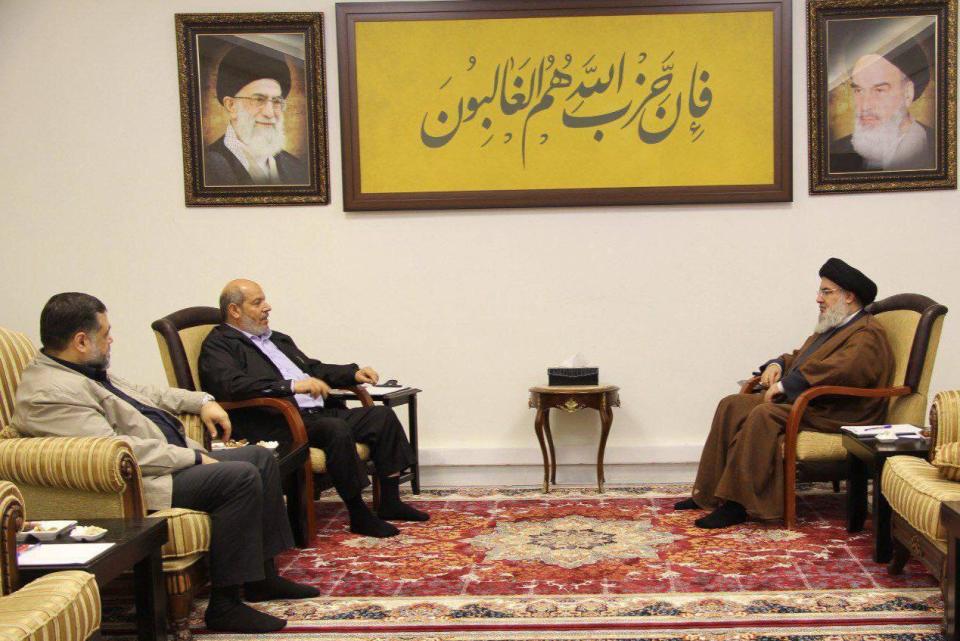 Senior Hamas officials speak with Hezbollah chief Hassan Nasrallah (R) in Beirut (Telegram)